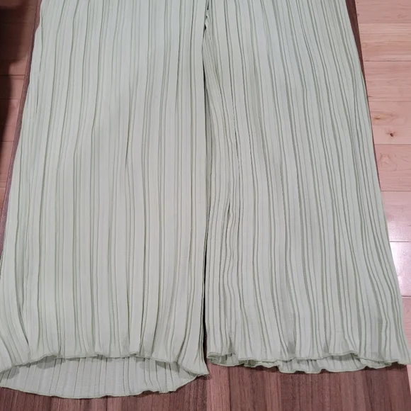 Lulus Women's Lime Green Plisse Sleeveless Wide-Leg Jumpsuit Size L Summwr Chic - Picture 8 of 16